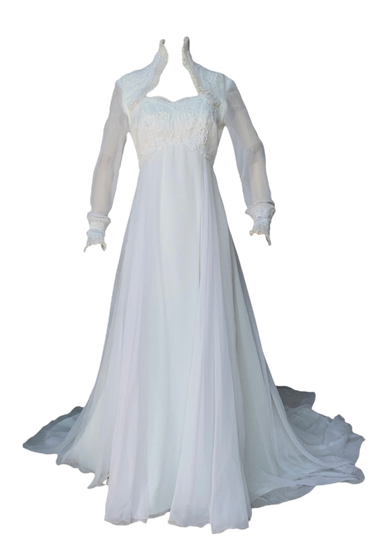 1979 Chiffon & Lace Empire Waist Wedding Gown with Sweetheart Neckline faux-Shoulder Shrug Collar